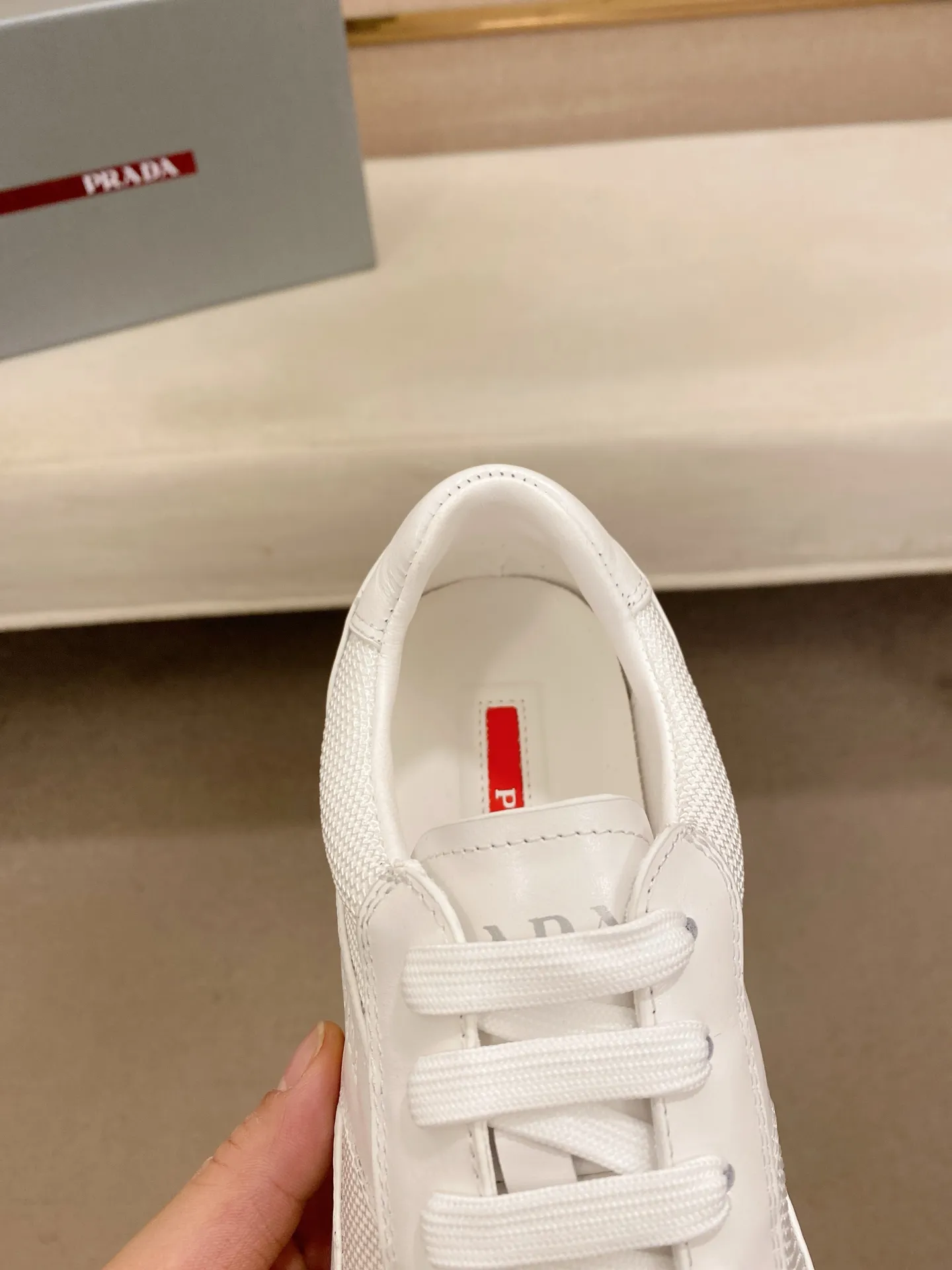 Men's shoes 💰 480💰 ✔️✔️✔️Top high version High-quality new PRADA (Prada) counters are launched at the same time. The new men's shoes and 😘fabrics are purely handmade in Niujing. Lining: Full cowhide lining. 👍🏿High-end☄️Open-molded non-slip rubber outsole, exquisite lines, simple and elegant, comfortable and high-end for leisure travel. Code number: 38-44. Can be customized45